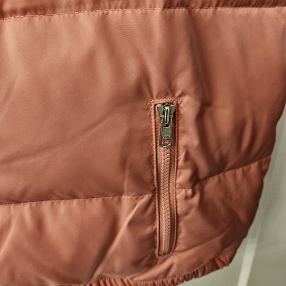 NWT - Down & Waterfowl Filled Old Navy Pink Vest - Size XXL - Microfleece - Picture 3 of 9